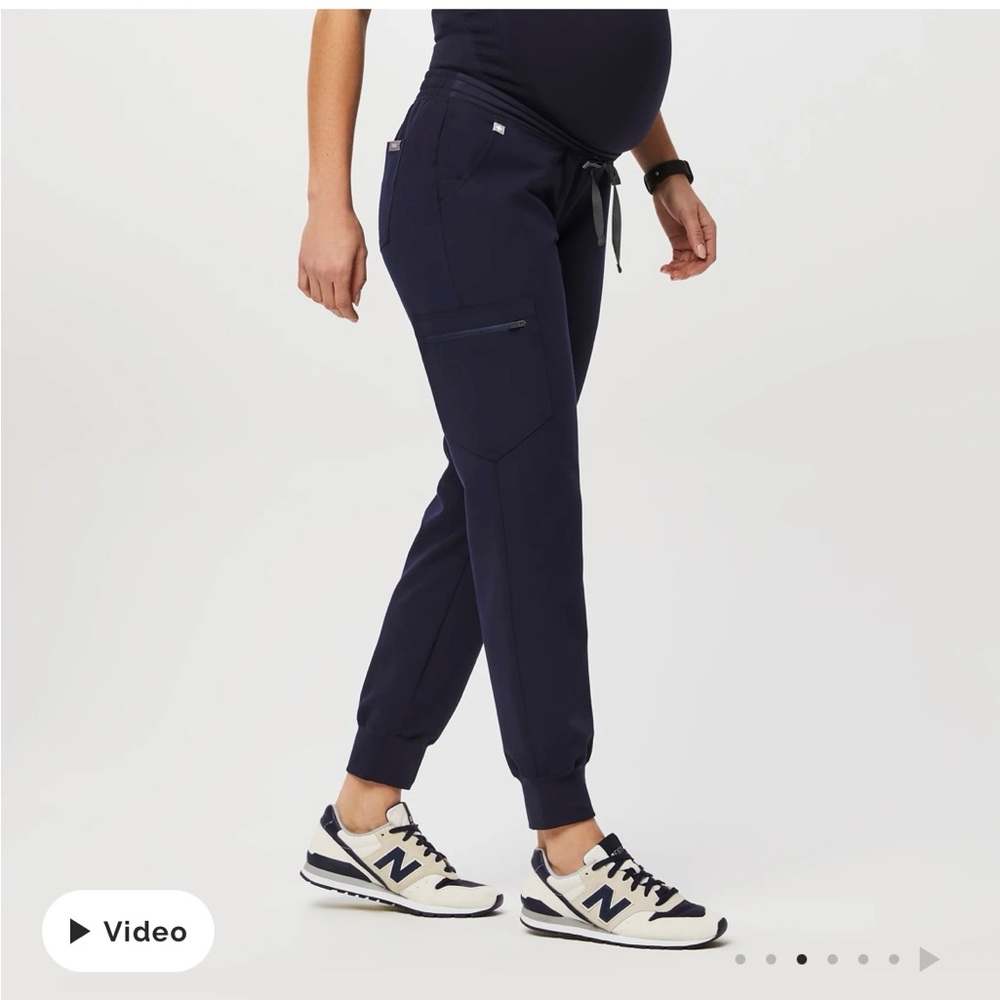 FIGS Zamora Maternity Jogger Scrub Pants in Navy